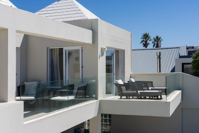 To Let 7 Bedroom Property for Rent in Seaside Longships Western Cape